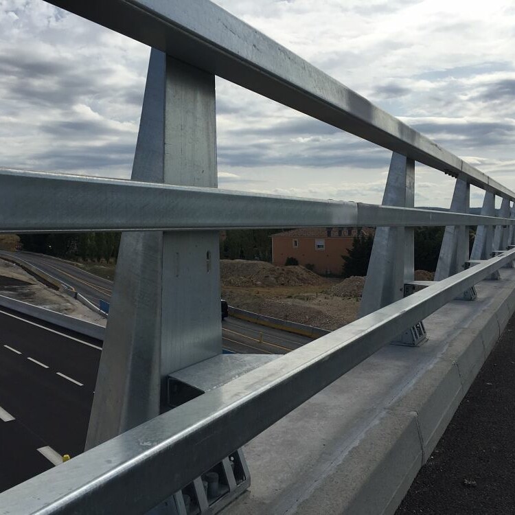 META 13 metal railing - Road Safety Projects