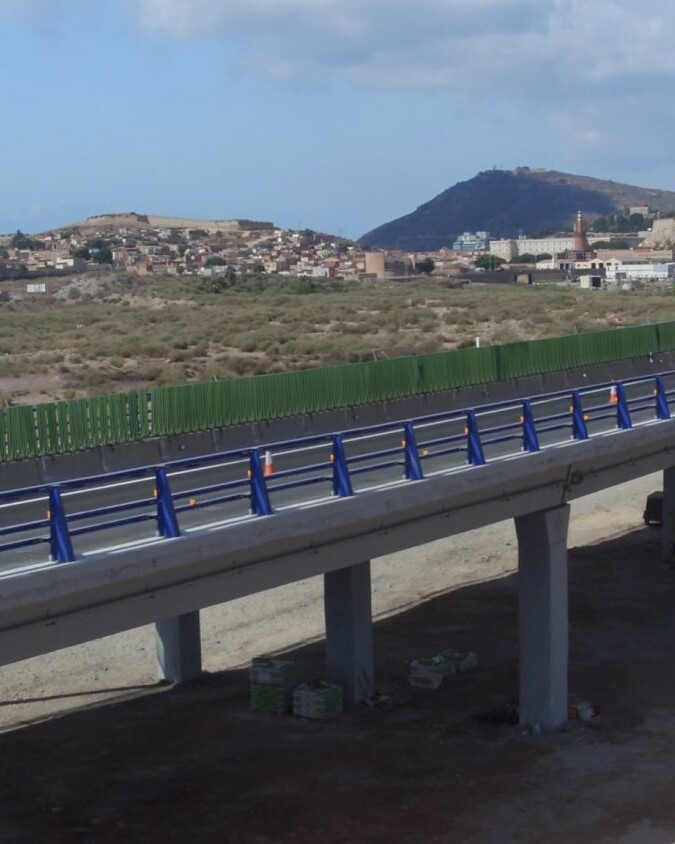 Hydro demolition solution to replace the parapet in an existing bridge