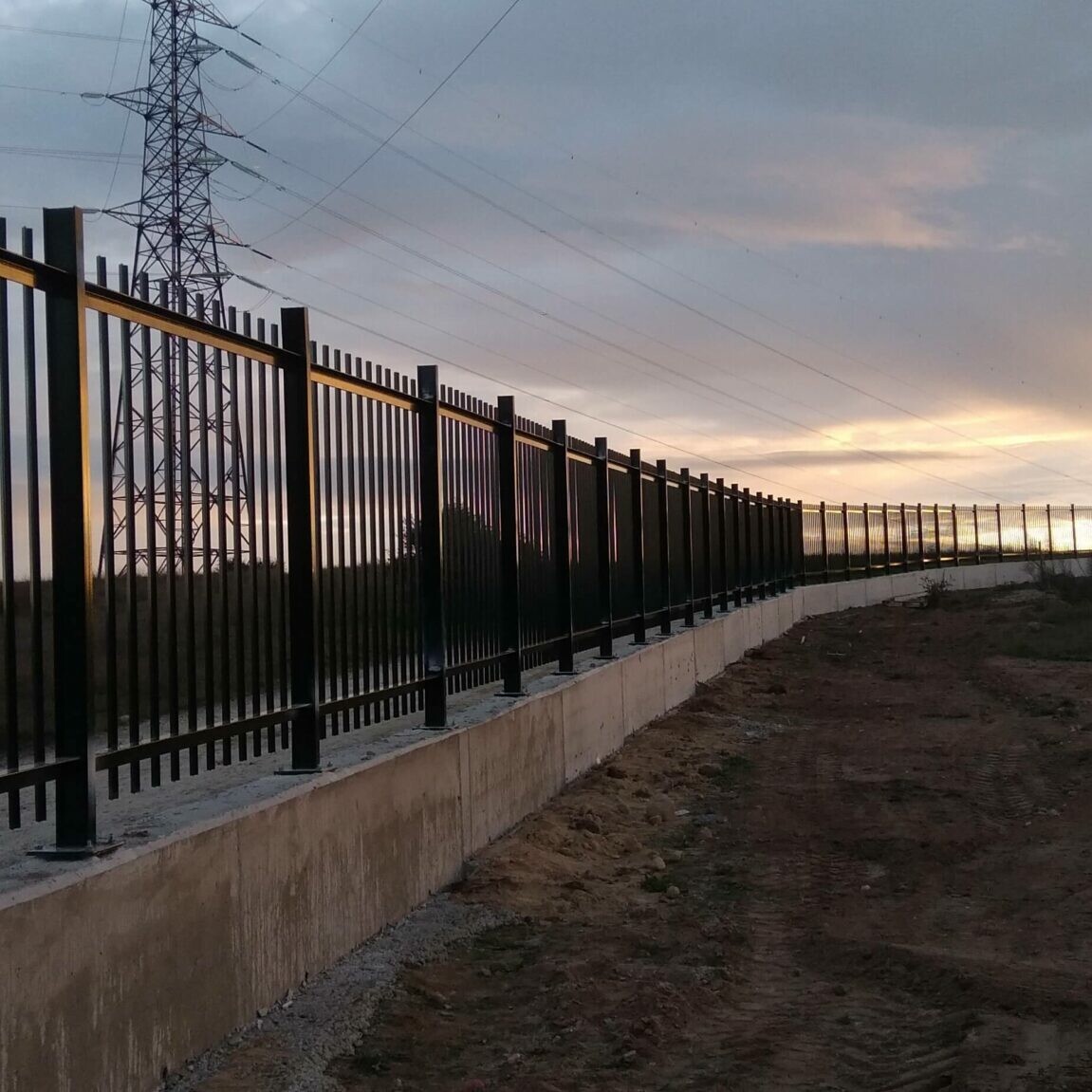 Barrera de seguridad de acero galvanizado - H3-W5 - MARCEGAGLIA - para la  construcción de puentes